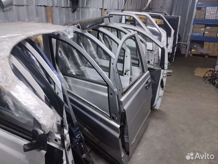 Передняя дверь mercedes vito w639