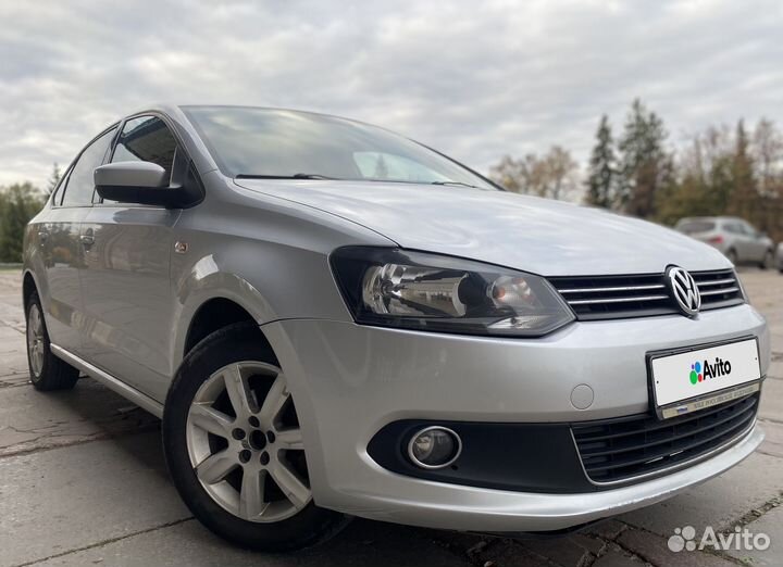 Volkswagen Polo 1.6 AT, 2012, 163 500 км