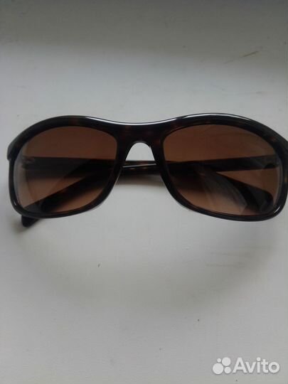 Солнцезащитные очки италия