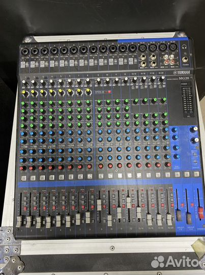 Микшерный пульт yamaha MG20