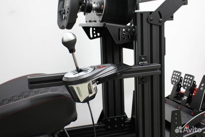 Крепление шифтера Thrustmaster к кокпитам