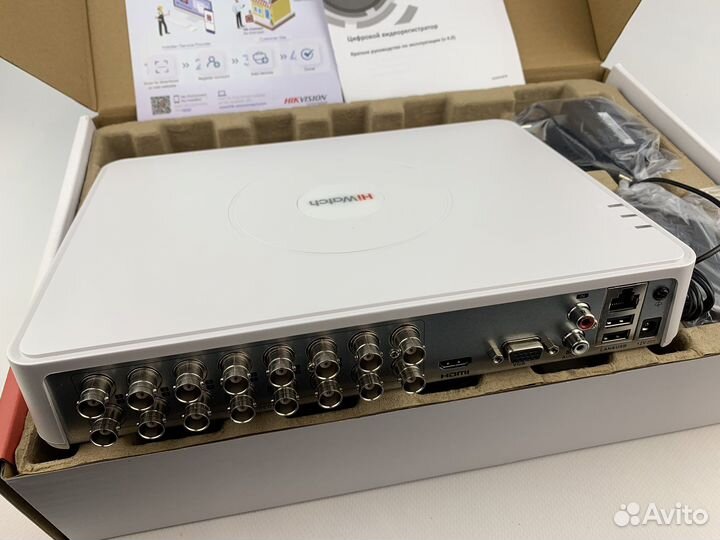Видеорегистратор HiWatch DS-H216QA(B)