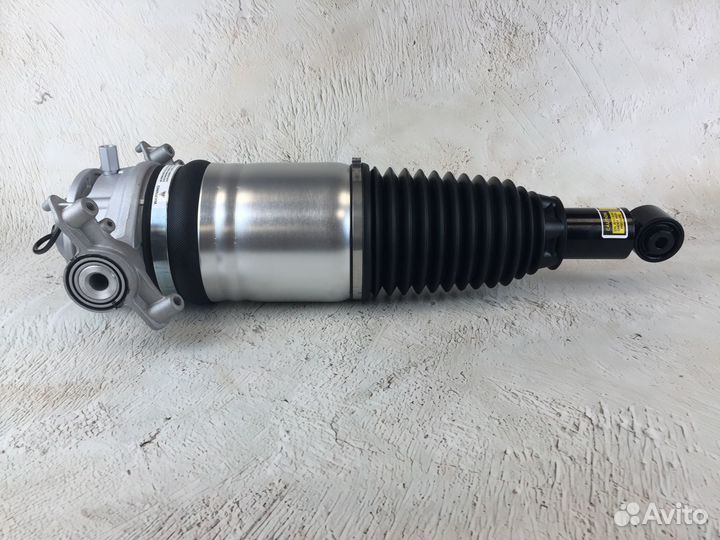 Стойка задняя левая для Touareg NF (7P6616019N)