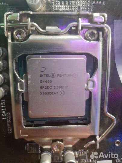 Процессор Intel Pentium G4400