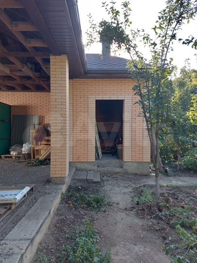 Дом 180 м² на участке 5,5 сот.