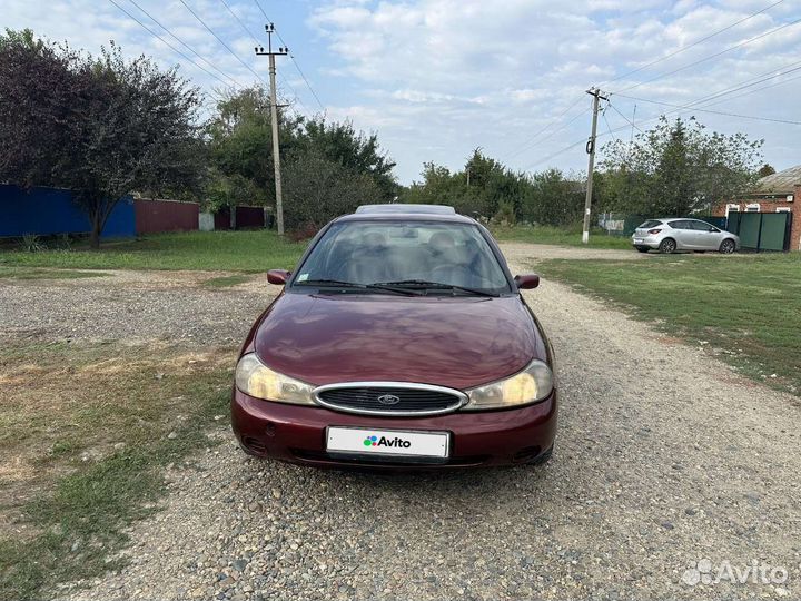 Ford Mondeo 2.0 МТ, 1999, 50 000 км