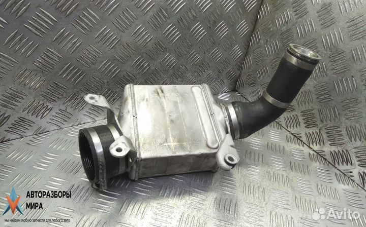 Радиатор интеркулера BMW 7 F01/F02 рест. 2013