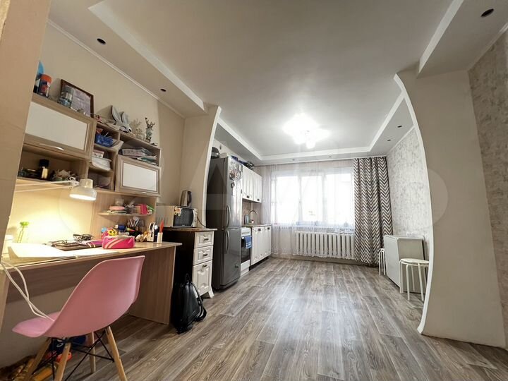 2-к. квартира, 58 м², 6/9 эт.