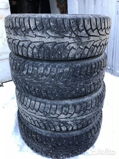 Nokian Tyres Hakkapeliitta 5 215/60 R17