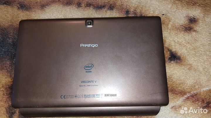 Планшет ноутбук 2 в 1 + playstation2 в подарок