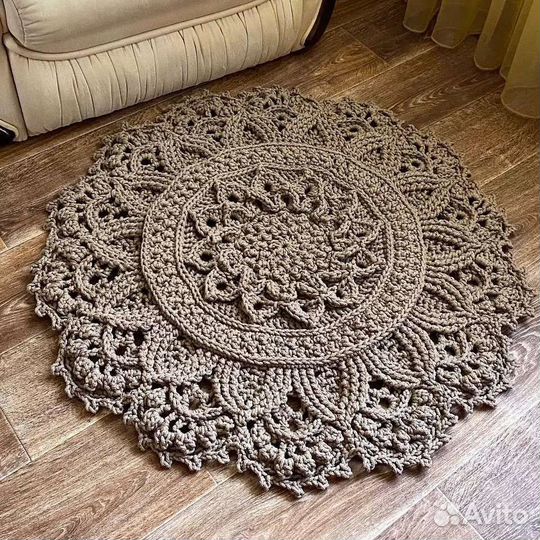 Вязаный ковер