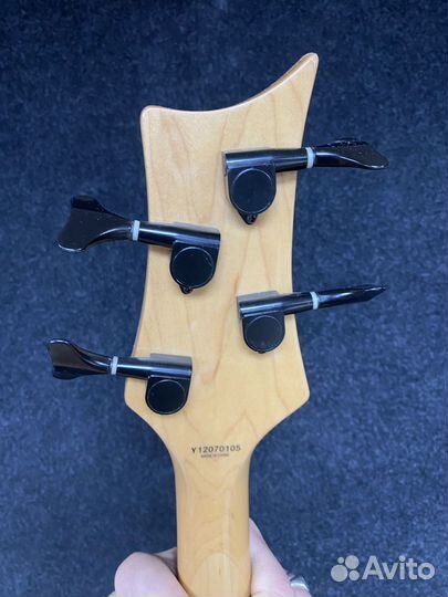 Бас гитара Dean