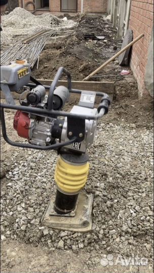 Аренда трамбовки виброплиты виброкатка