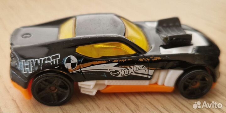 Hot Wheels Twinduction 2010