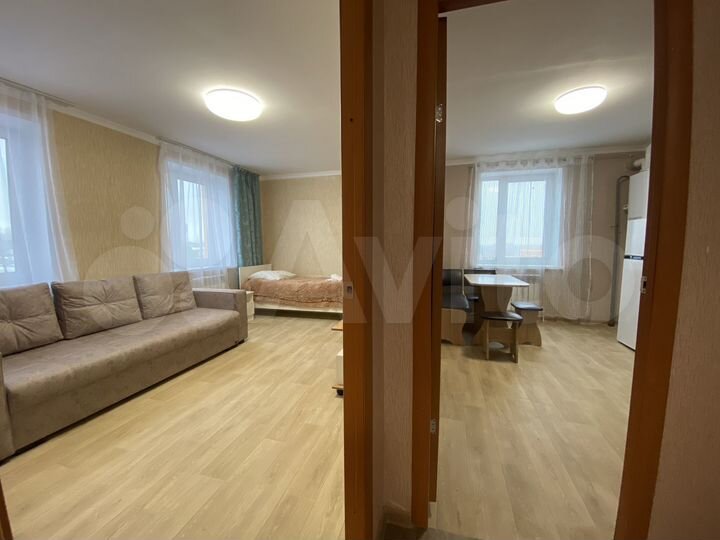 2-к. квартира, 50 м², 3/3 эт.