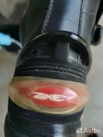 Мотоботы ZXE