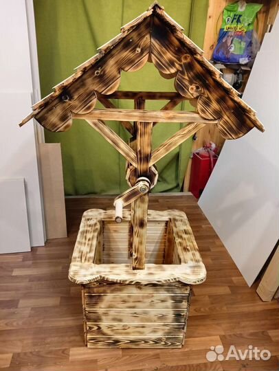 Колодец декоративный