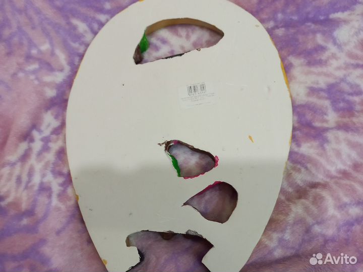 Лошадь с подковой на удачу из гипса