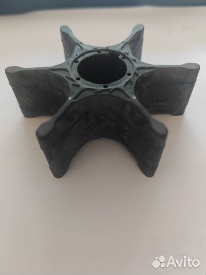 Крыльчатка помпы охлаждения двигателя 6E5-44352-00