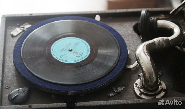 Патефон СССР