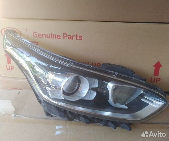 Фара передняя правая Kia Cerato BD 2019
