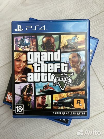 Sony PS4 slim с играми 2 геймпада и наушники