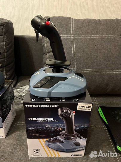 Джойстик ThrustMaster TCA Sidestick