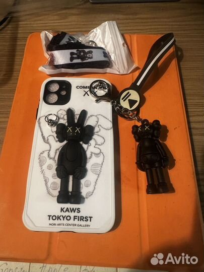 Чехол на iPhone 11