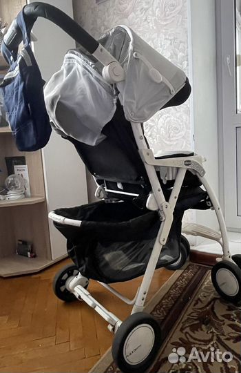 Прогулочная коляска Chicco simplicity