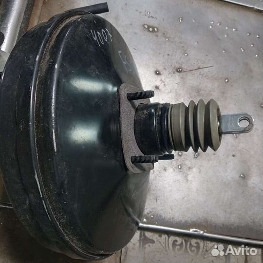 Усилитель тормозов вакуумный Mitsubishi Outlander