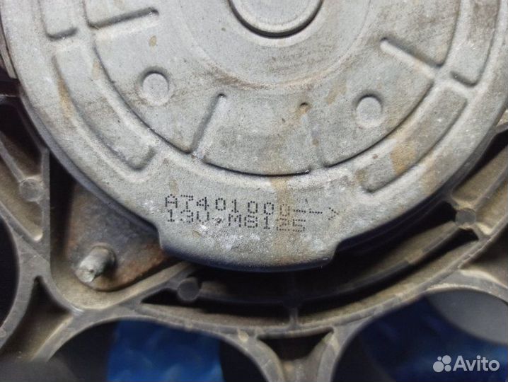 Вентилятор радиатора Infiniti Ex35