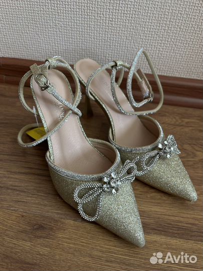 Туфли женские