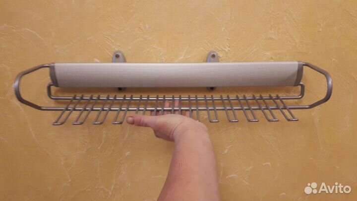 Вешалка-полка выдвижная