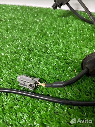 Датчик ABS передний левый Subaru Outback BRM FB25