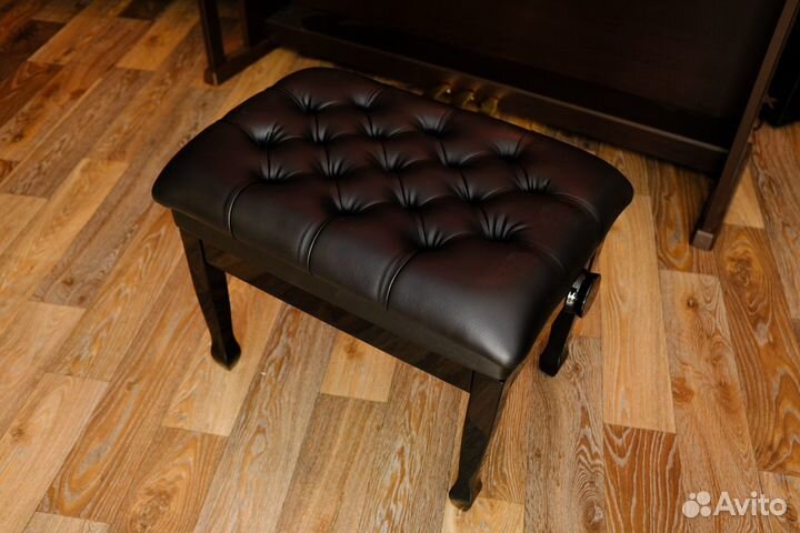 Банкетка для пианино