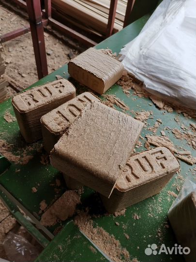Топливный брикет руф RUF (дрова, евродрова)