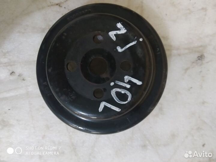 Шкив помпы Jeep Grand Cherokee zj 4.0 l