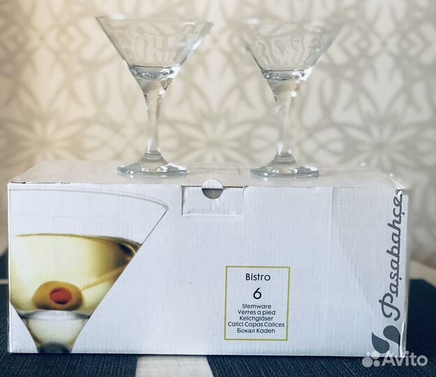 Бокалы под мартини