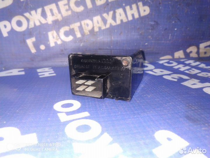 Реле поворотов Ваз Лада 2104 универсал 2106 2010