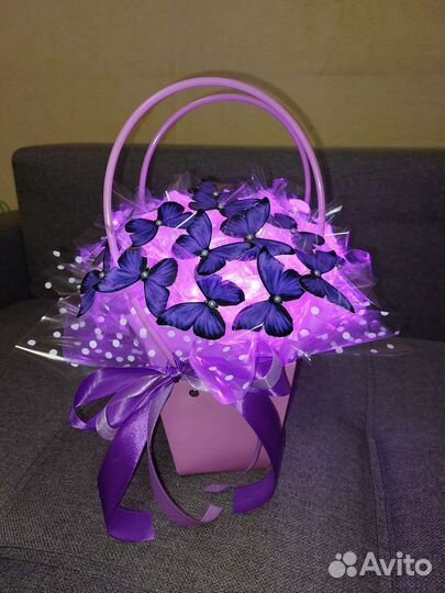 Букет из бабочек светящийся