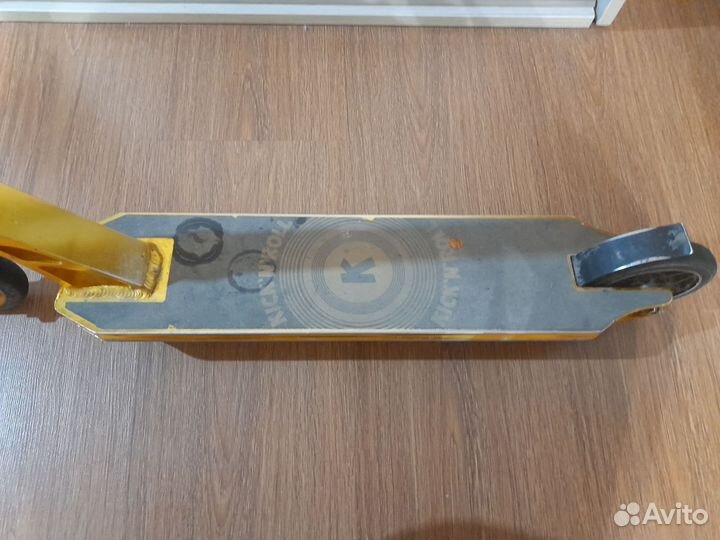 Трюковой самокат