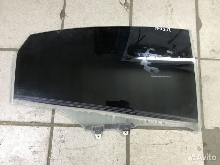 Стекло боковое Nissan Almera G15