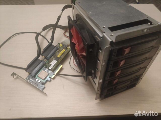 Корзина с HDD на 12 терабайт