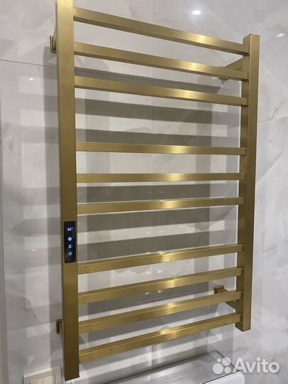 Полотенцесушитель электрический матовое золото