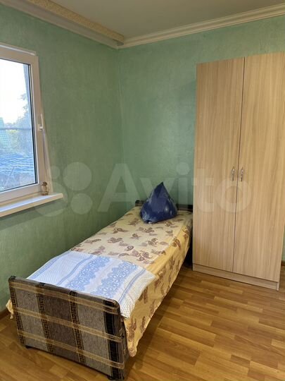 Комната 10 м² в 4-к., 2/2 эт.