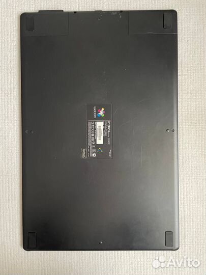 Планшет Intuos5 touch L без пера