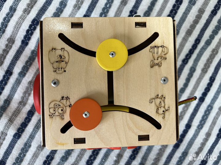 Игрушка домик сортер