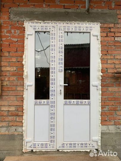 Пластиковые двери в рассрочку