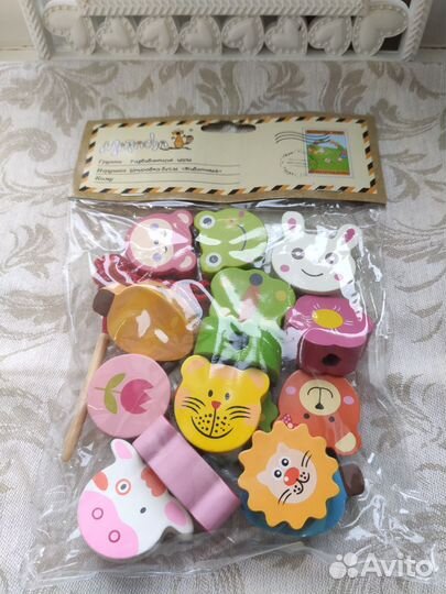 Шнуровка-бусы животные деревянные