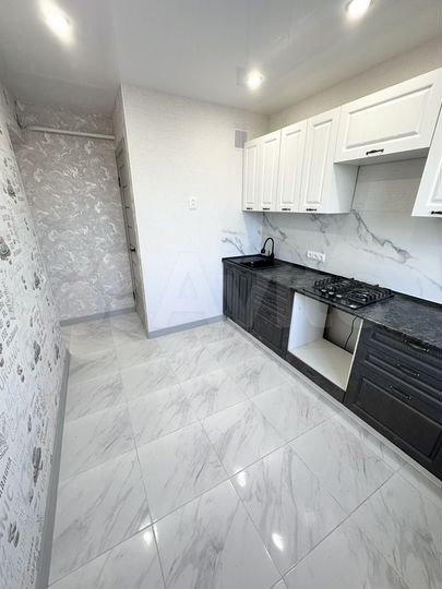 3-к. квартира, 79 м², 9/9 эт.